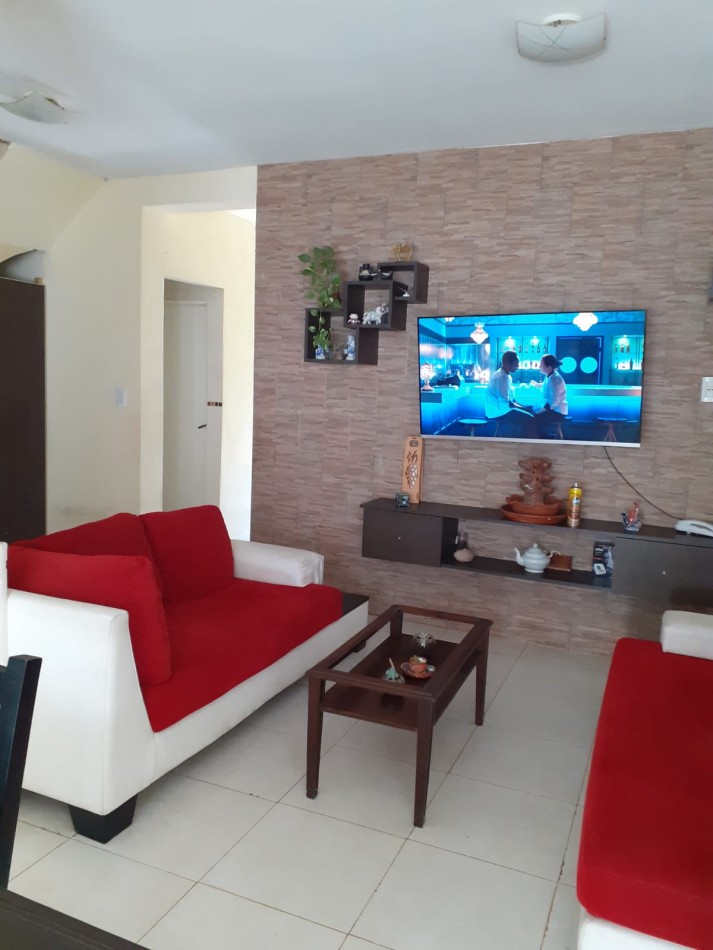 DUPLEX EN PINAMAR, PARA 8 PERSONAS. 