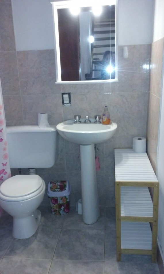 CASA EN MAR DE OSTENDE, ALQUILER TEMPORARIO A 500 METROS DE LA PLAYA.