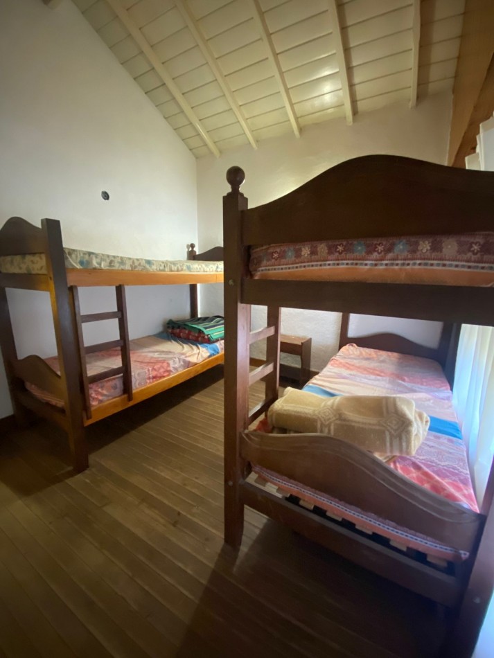 CASA EN MAR DE OSTENDE, A 400 METROS DE LA PLAYA.