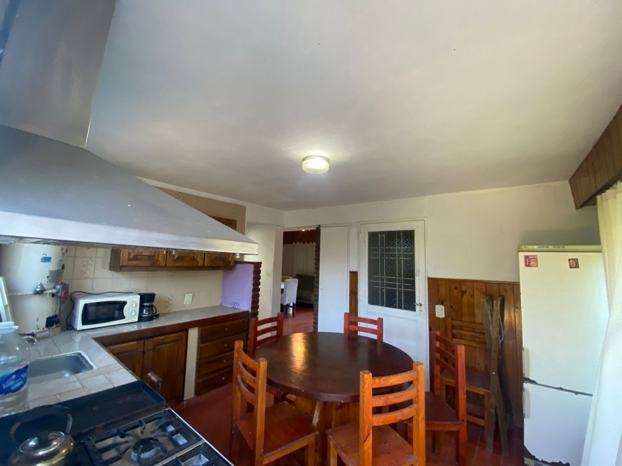 CASA EN MAR DE OSTENDE, A 400 METROS DE LA PLAYA.