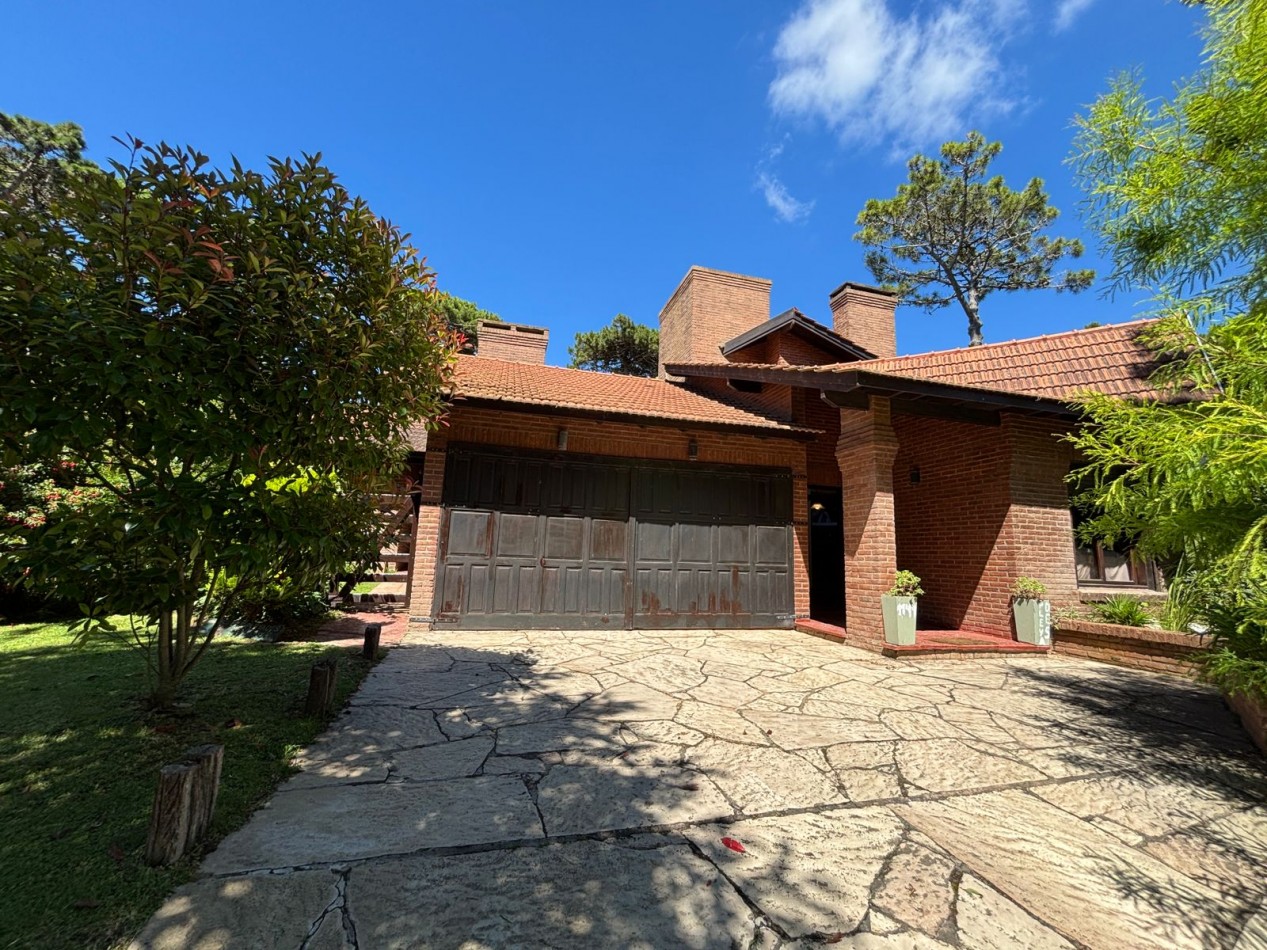 Hermosa casa en alquiler temporario en Pinamar.