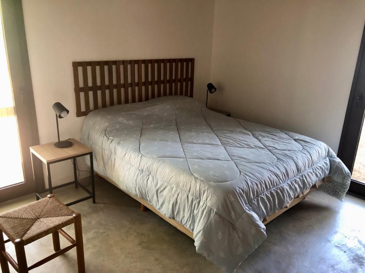 Casa en costa esmeralda, con pileta.