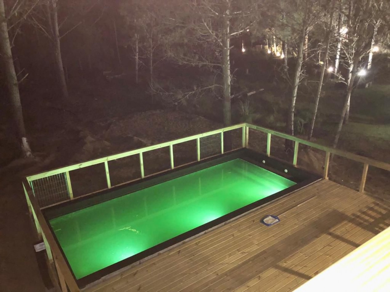 Casa en costa esmeralda, con pileta.