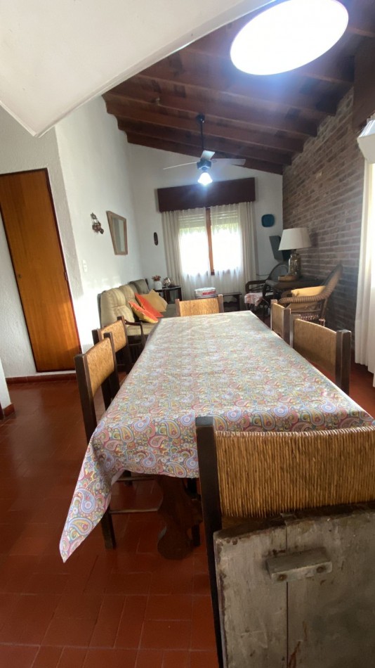 Duplex en Pinamar centro.