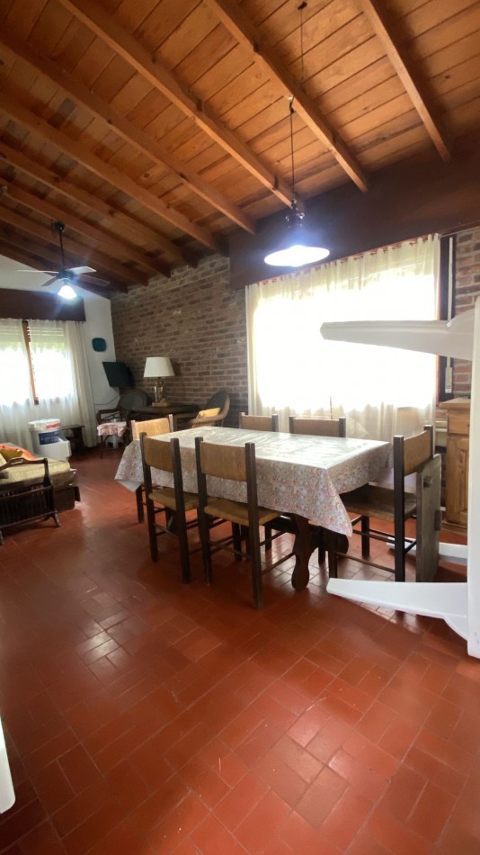 Duplex en Pinamar centro.