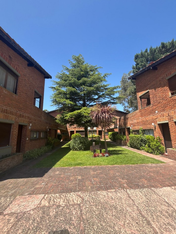 DUPLEX VENTA DE 2 AMB EN PINAMAR