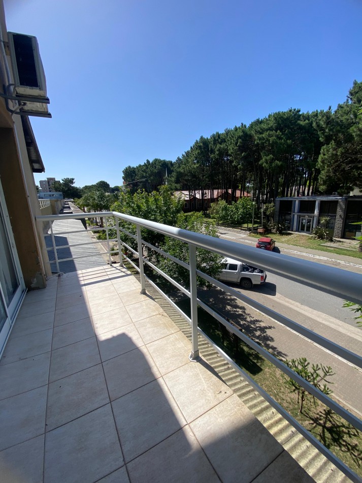 Gran duplex a 6 cuadras del centro de pinamar 