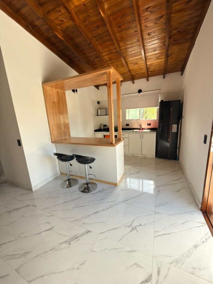 Departamento con pileta para 6 personas.