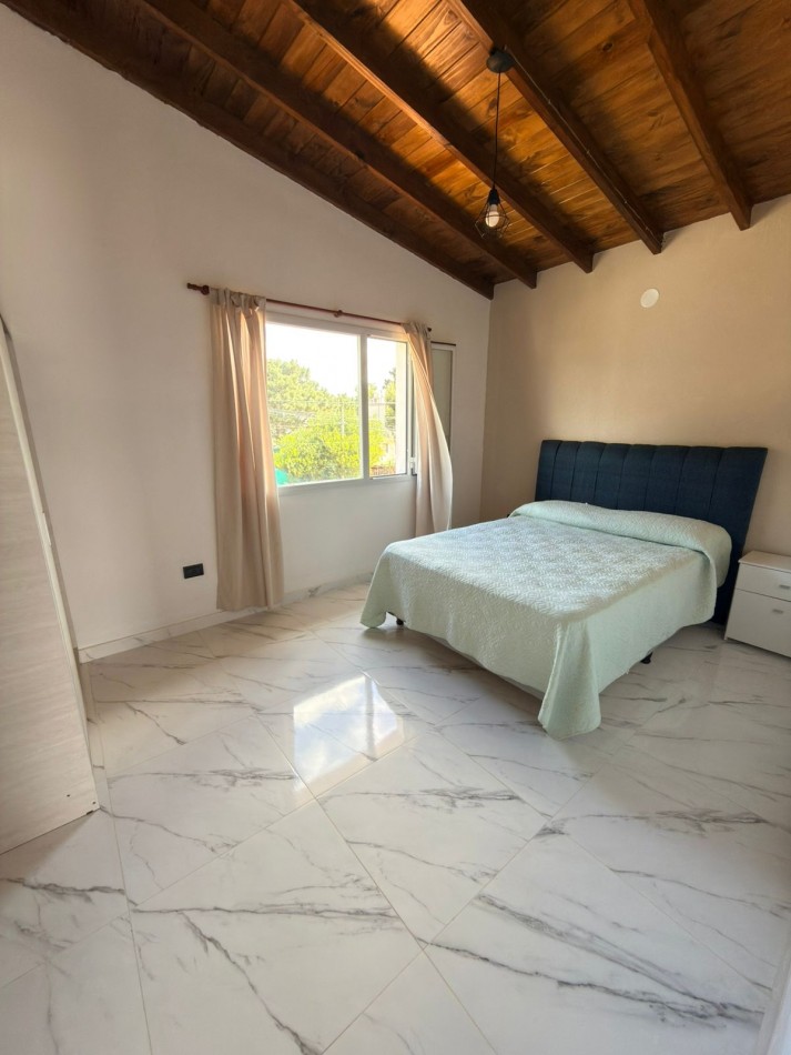 Departamento con pileta para 6 personas.