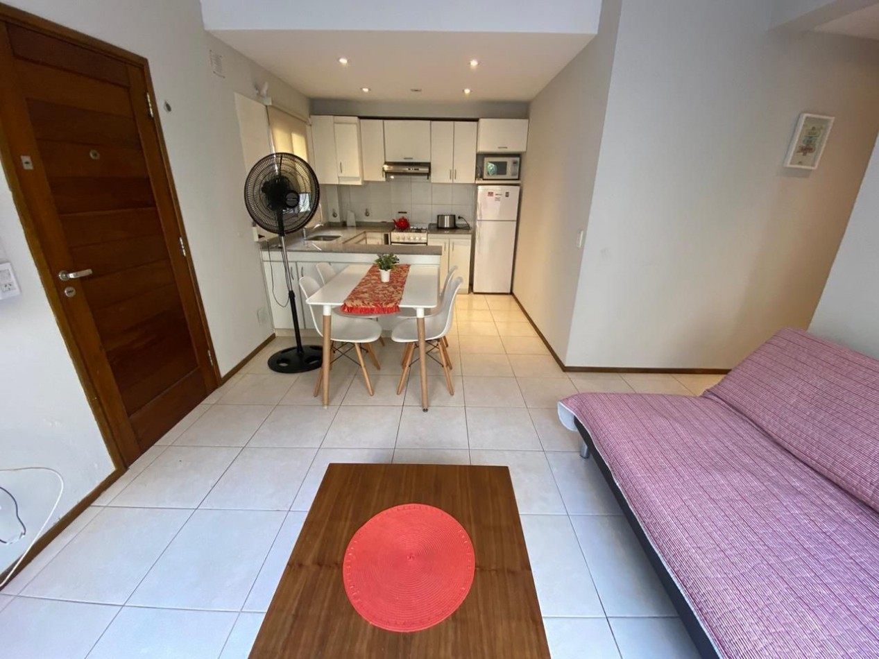 Departamento en venta, zona centrica de Pinamar.