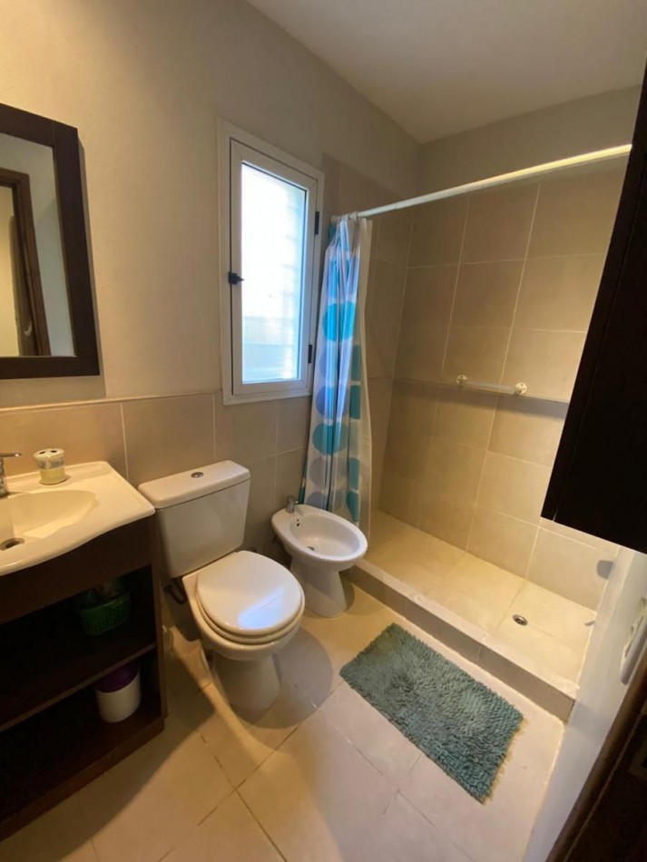 Departamento en venta, zona centrica de Pinamar.