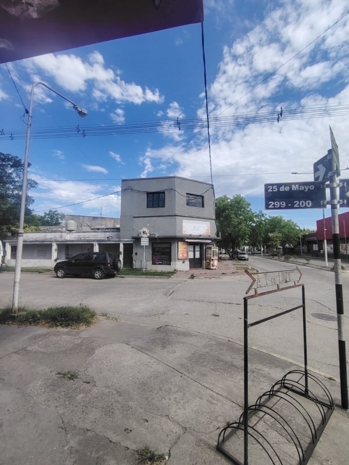 Departamento en Gral madariaga, sobre avenida principal