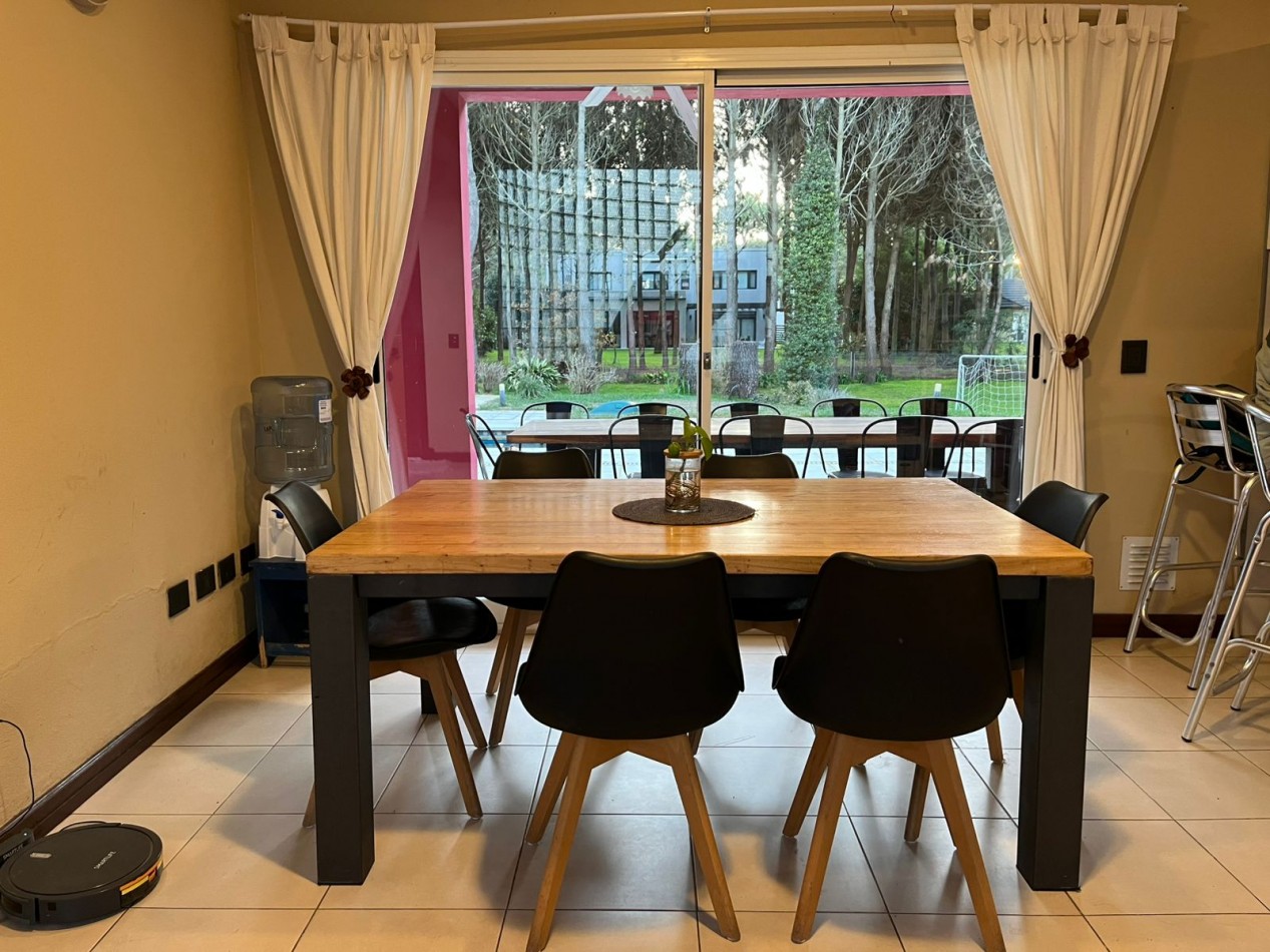 Casa de diseño en barrio privado La Herradura