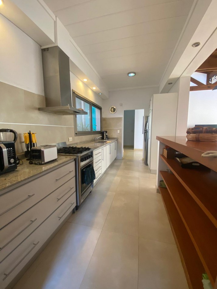 CASA VENTA EN PINAMAR -BARRIO CERRADO TERRAZAS AL GOLF