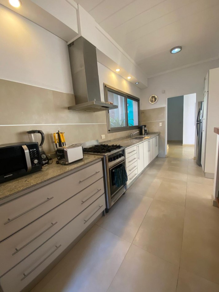 CASA VENTA EN PINAMAR -BARRIO CERRADO TERRAZAS AL GOLF