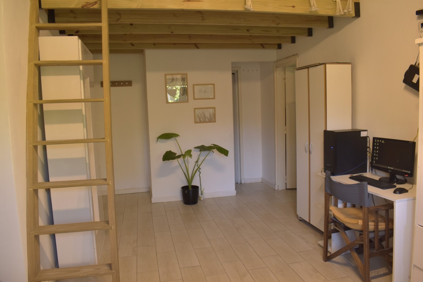 DEPARTAMENTO  VENTA PLENO CENTRO PINAMAR 