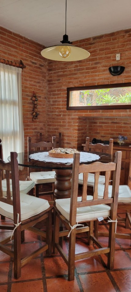 DUPLEX EN CONDOMINIO CON PILETA  VENTA  4 AMBIENTES  PINAMAR