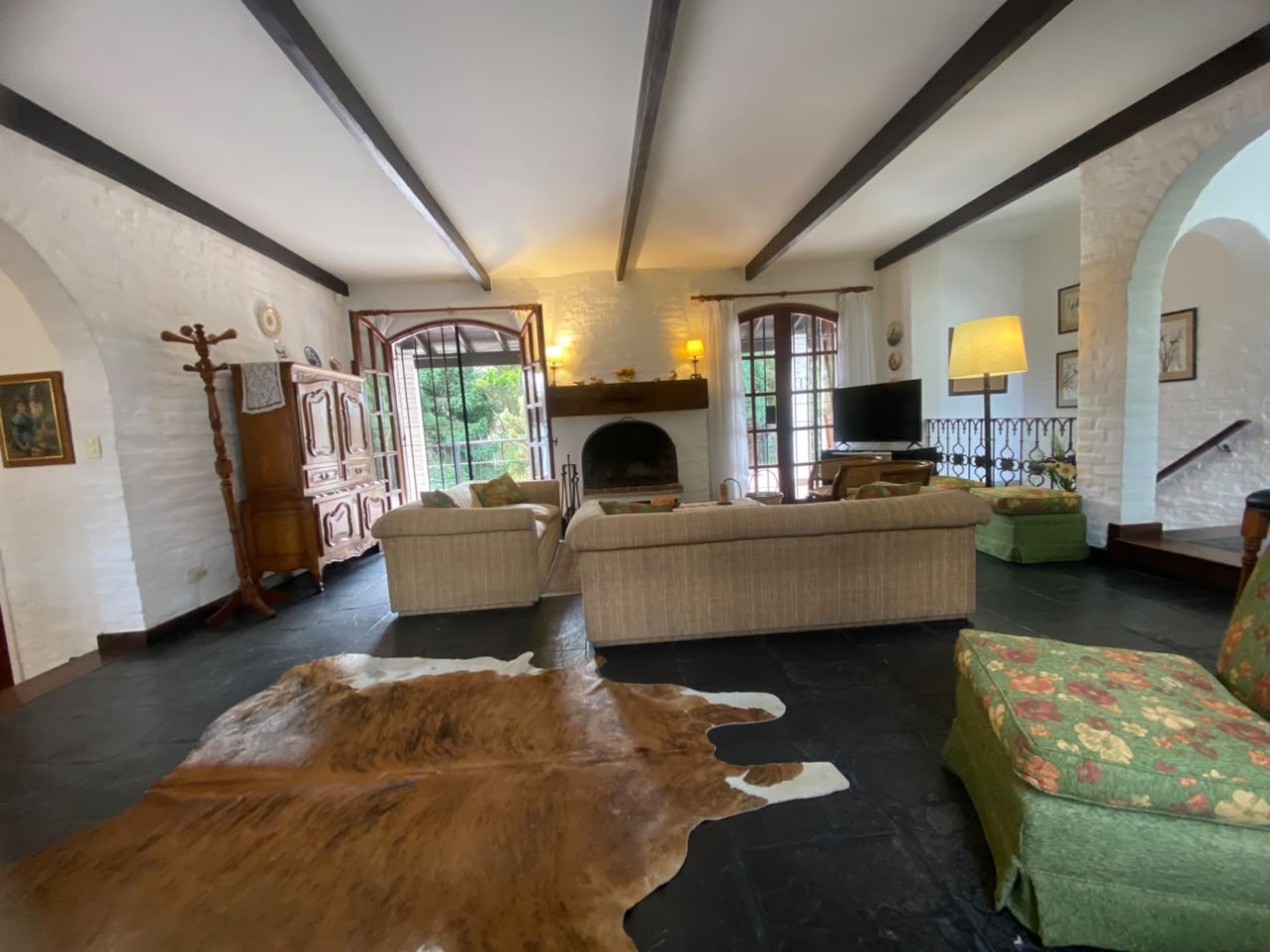 VENTA - Residencia de Categoria con Lote Independiente Incluido | Centro Golf - Pinamar