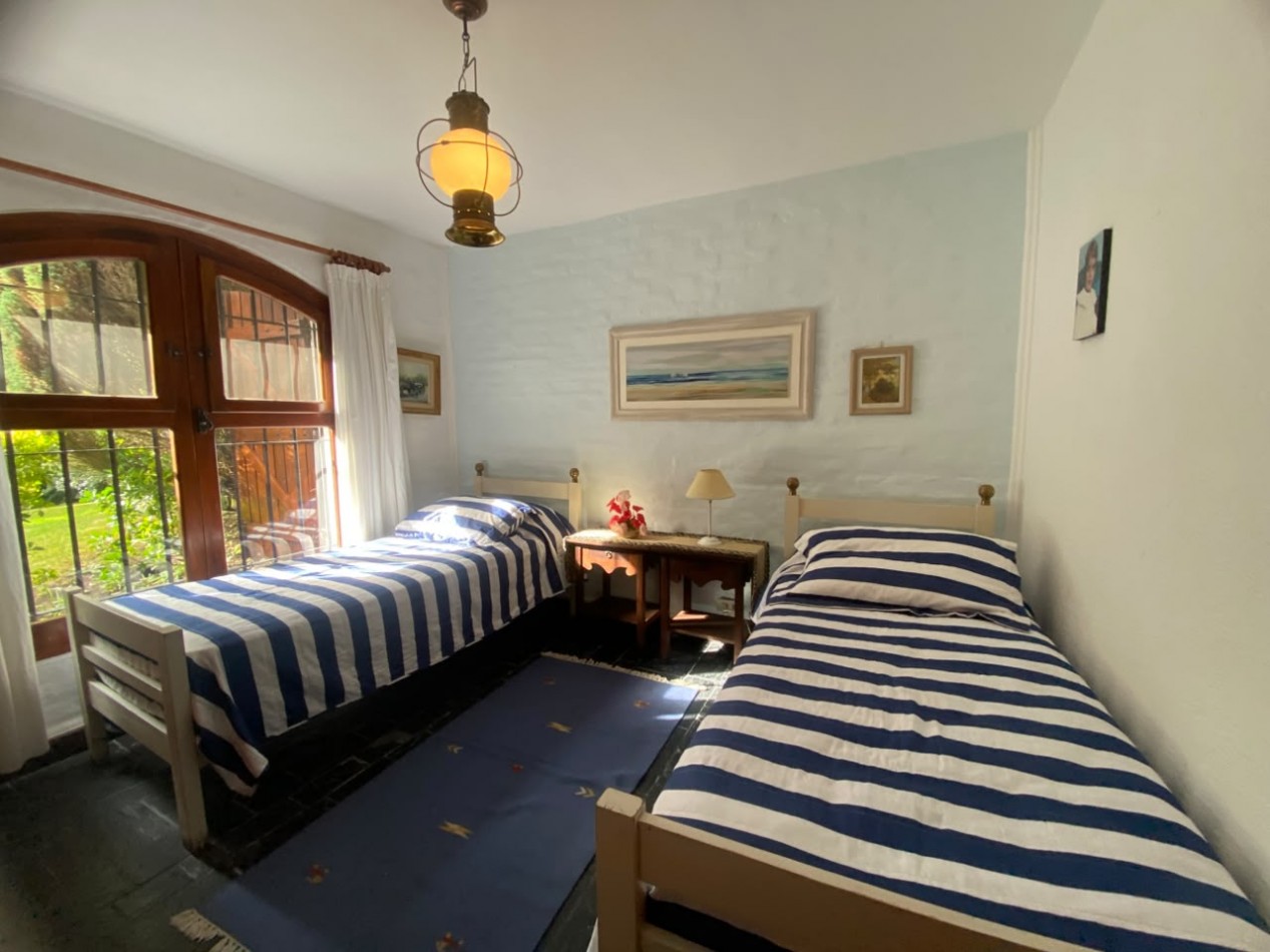 VENTA - Residencia de Categoria con Lote Independiente Incluido | Centro Golf - Pinamar