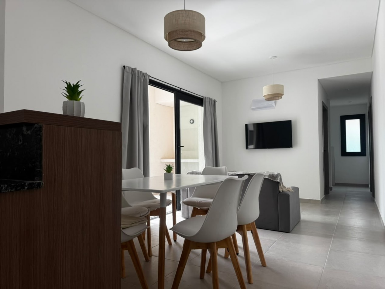 Departamento moderno de 3 ambientes a pocos metros del mar