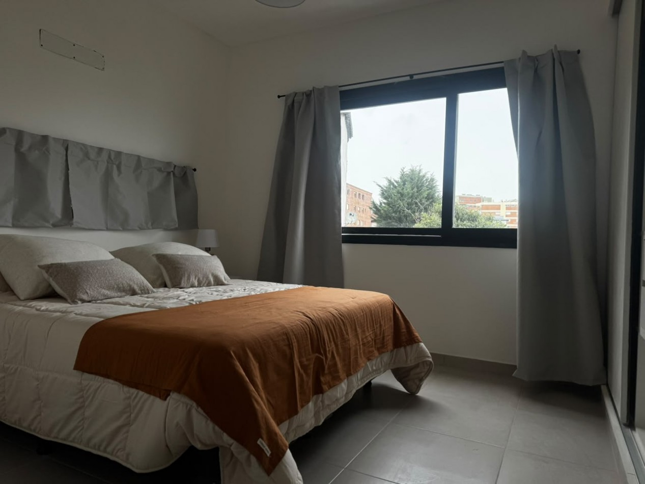 Departamento moderno de 3 ambientes a pocos metros del mar