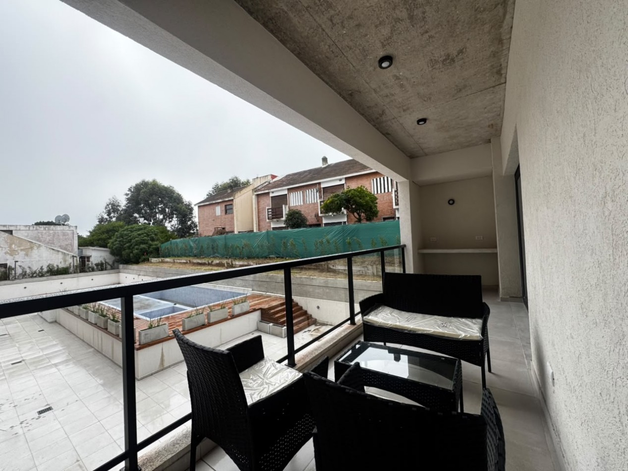 Departamento moderno de 3 ambientes a pocos metros del mar