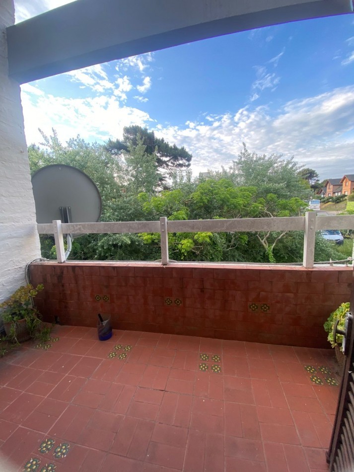Departamento en Pinamar, a 200 metros de la playa.
