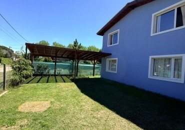 Departamento con pileta para 4 personas.